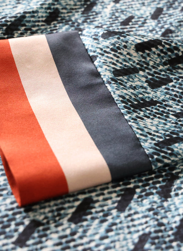 Silkebluse, Bouclé (2.sort)